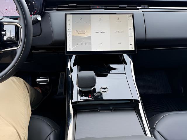 Certified 2024 Land Rover Range Rover Sport Dynamic SE image 22