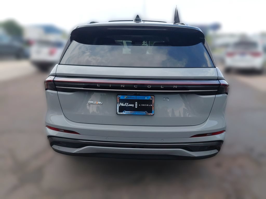 New 2026 Lincoln Nautilus Reserve w/ Jet Appearance Package AWD/4WD image 8