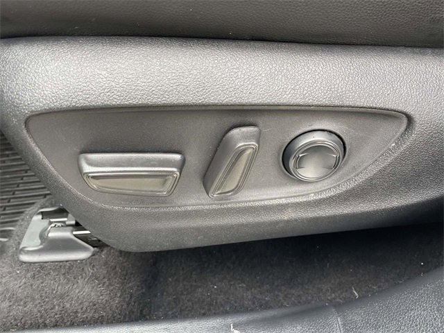 Used 2022 Toyota Highlander XLE image 15