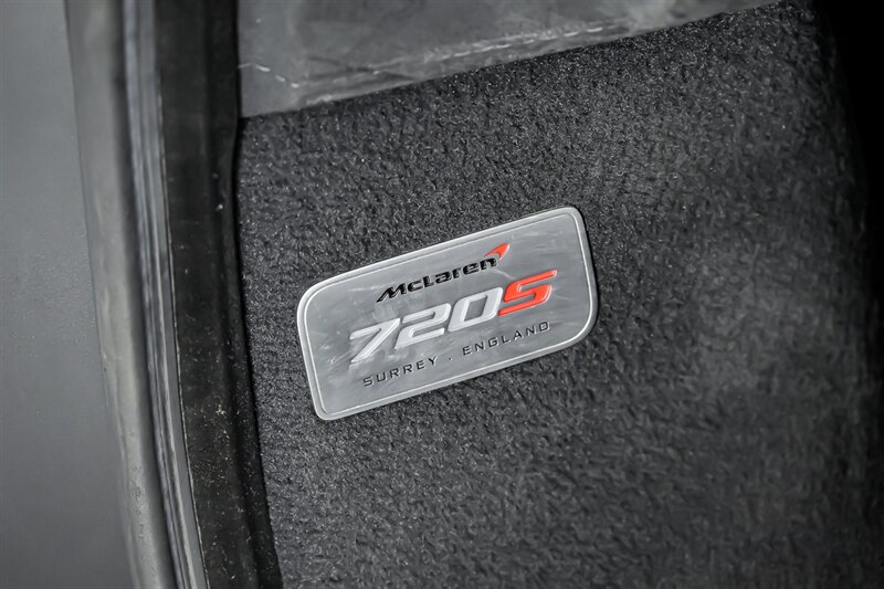 Used 2018 McLaren 720S RWD image 26