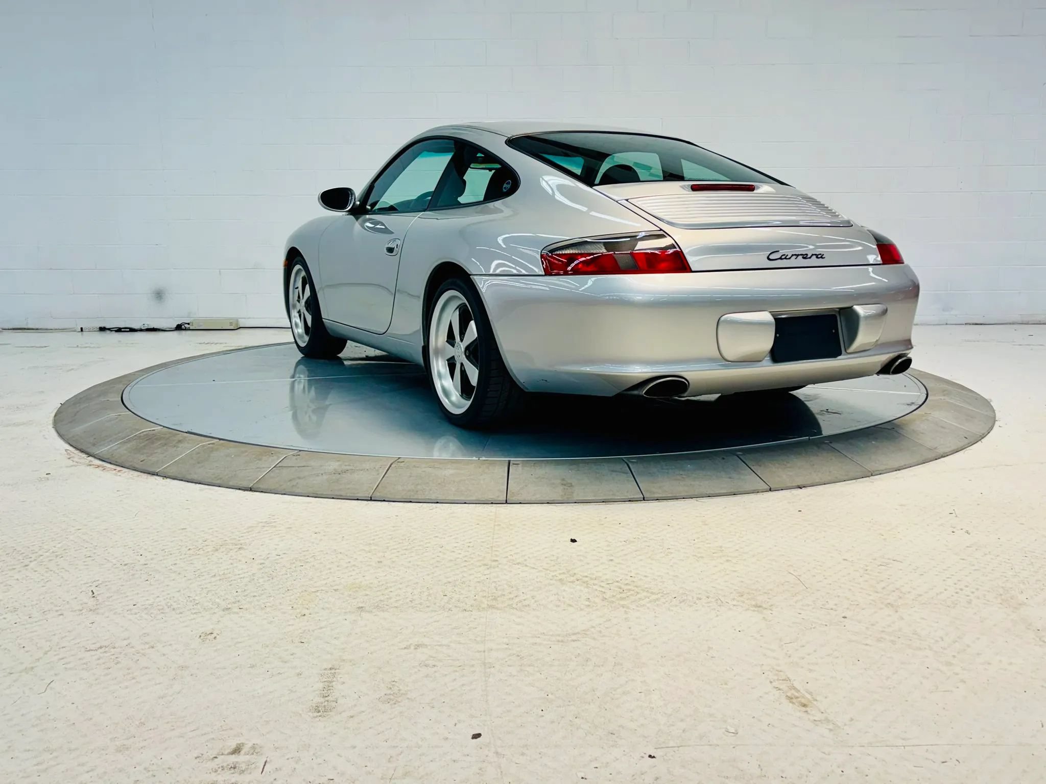 Used 2002 Porsche 911 GT3 RS image 35