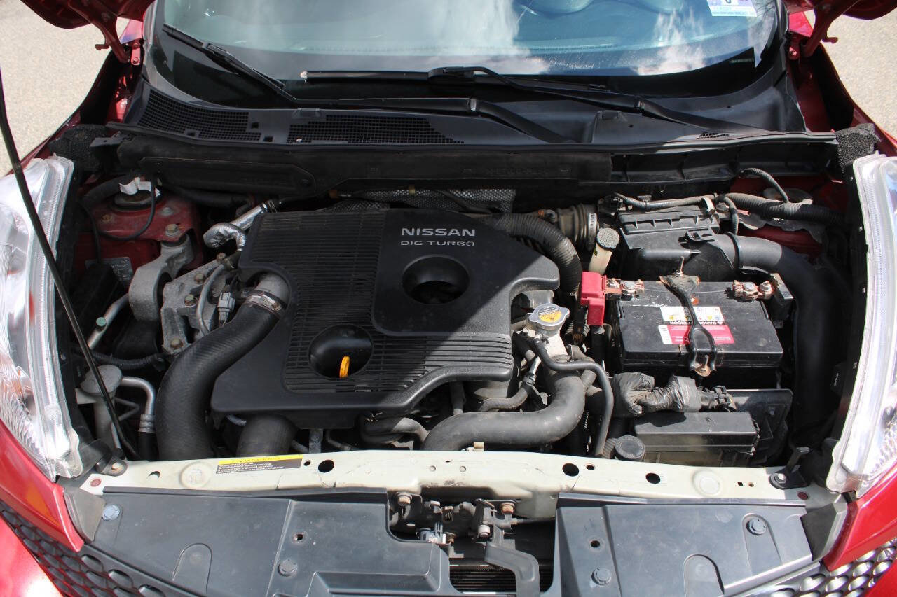 Used 2011 Nissan Juke SV w/ Interior Illumination Pkg image 16