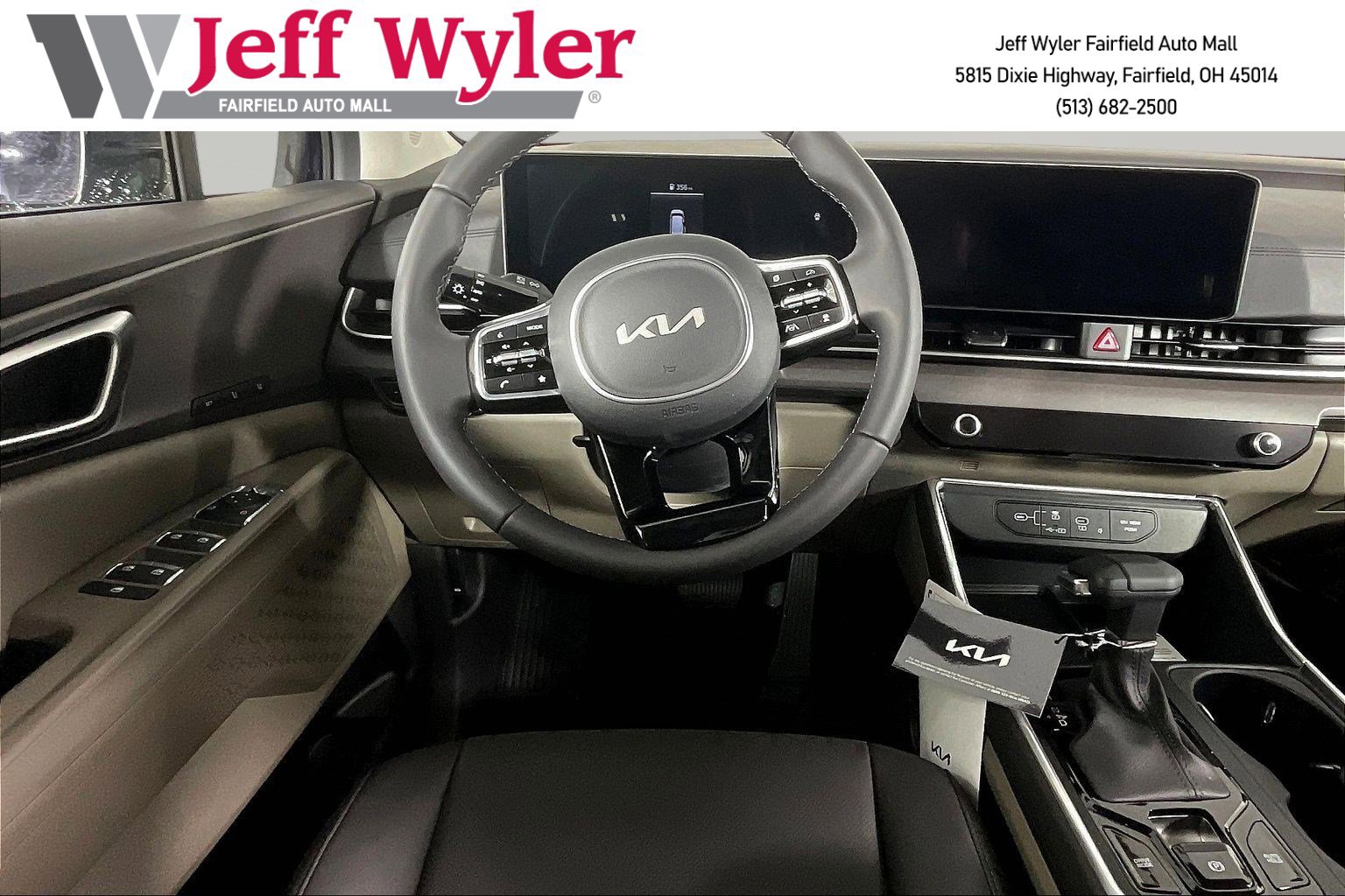 New 2026 Kia Carnival EX FWD image 9
