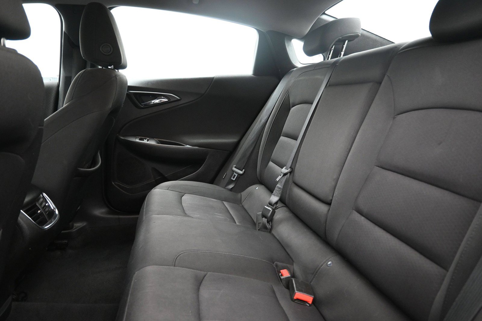 Used 2018 Chevrolet Malibu LT FWD image 21