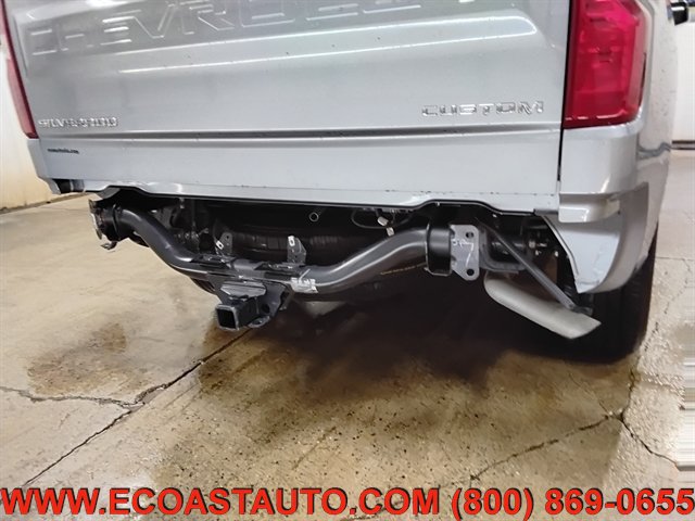 Used 2025 Chevrolet Silverado 1500 Custom AWD/4WD image 17
