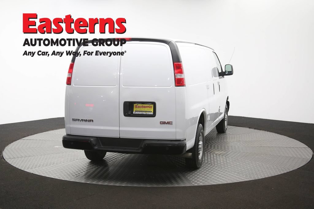 Used 2022 GMC Savana 2500 RWD image 31
