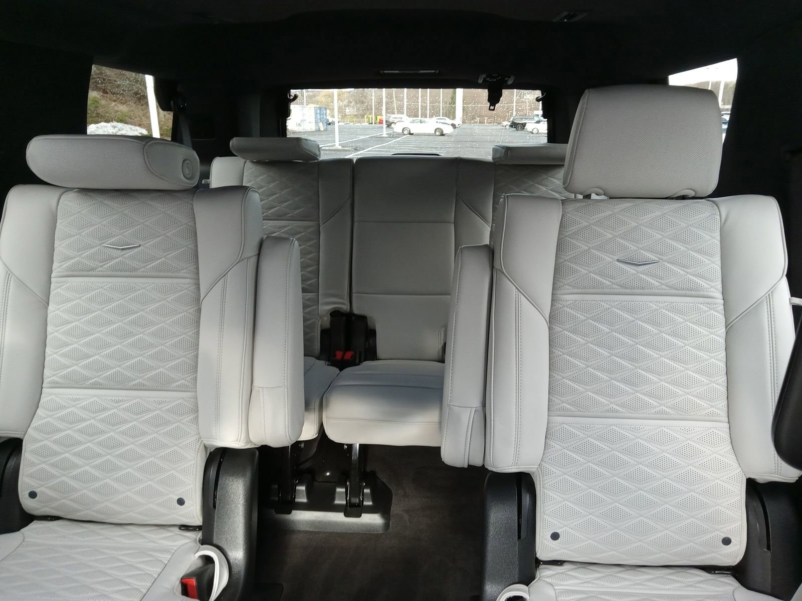 Used 2025 Cadillac Escalade Sport Platinum w/ LPO, ONYX Package image 23
