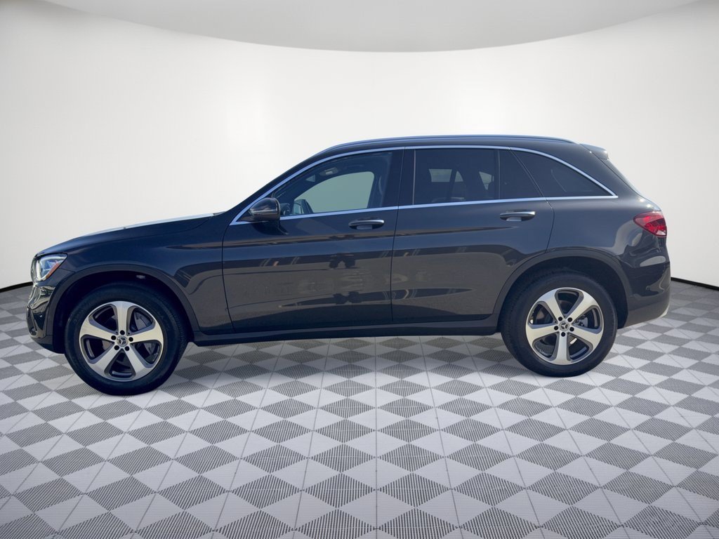 Certified 2022 Mercedes-Benz GLC 300 4MATIC image 2