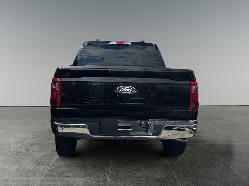 Used 2025 Ford F150 XLT w/ Equipment Group 301A Standard AWD/4WD image 8