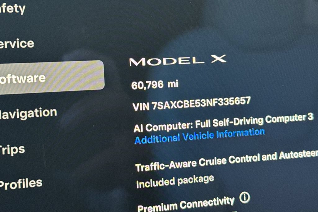 Used 2022 Tesla Model X AWD/4WD image 23