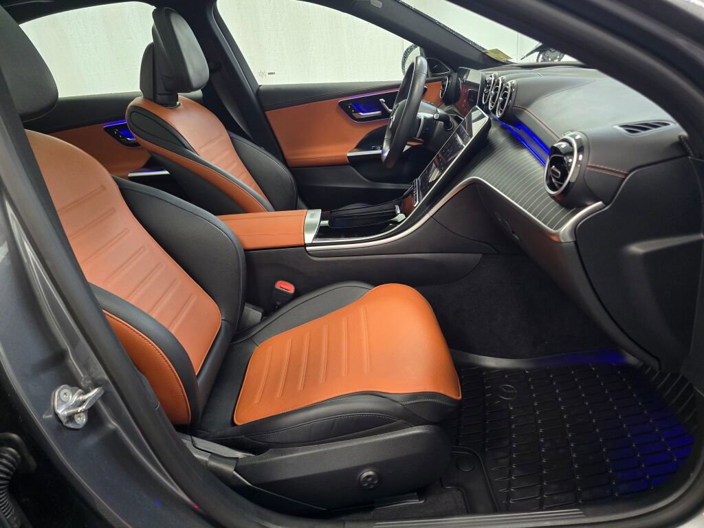 Used 2024 Mercedes-Benz C 300 4MATIC Sedan image 26