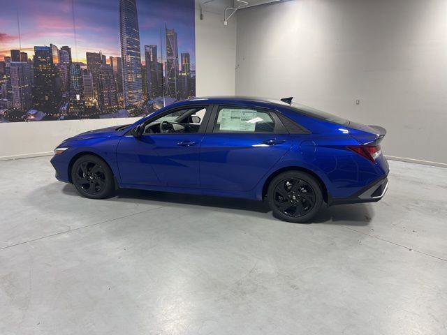 New 2026 Hyundai Elantra Sport image 4