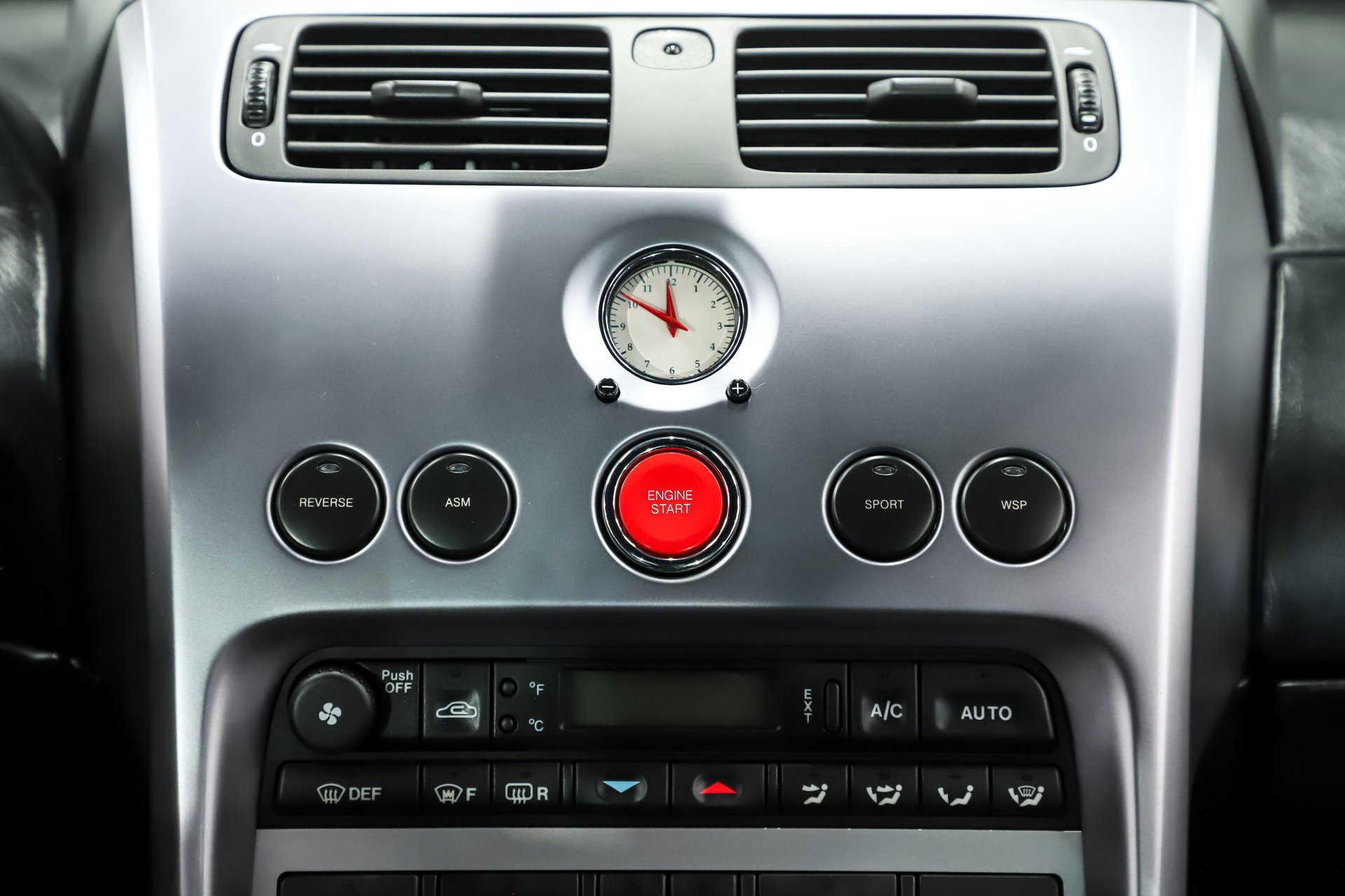 Used 2003 Aston Martin Vanquish image 29