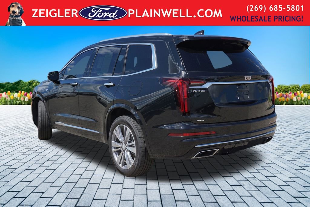 Used 2024 Cadillac XT6 Premium Luxury w/ LPO, Floor Liner Package AWD/4WD image 3