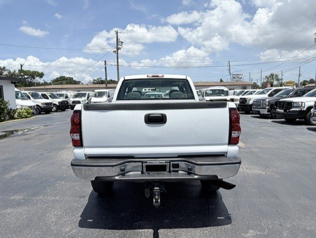 Used 2007 Chevrolet Silverado 2500 W/T RWD image 6