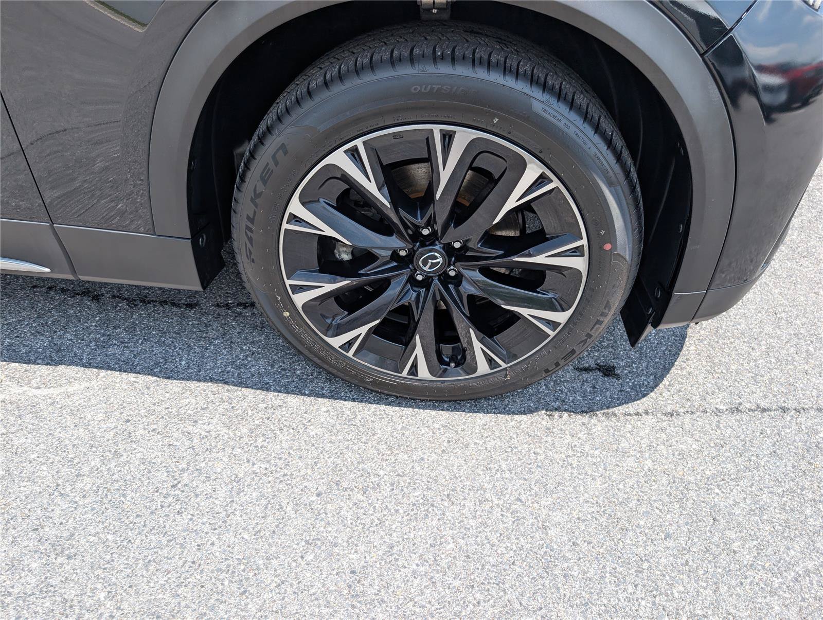 Used 2024 MAZDA CX-90 Plug-In Hybrid w/ Premium Plus AWD/4WD image 10