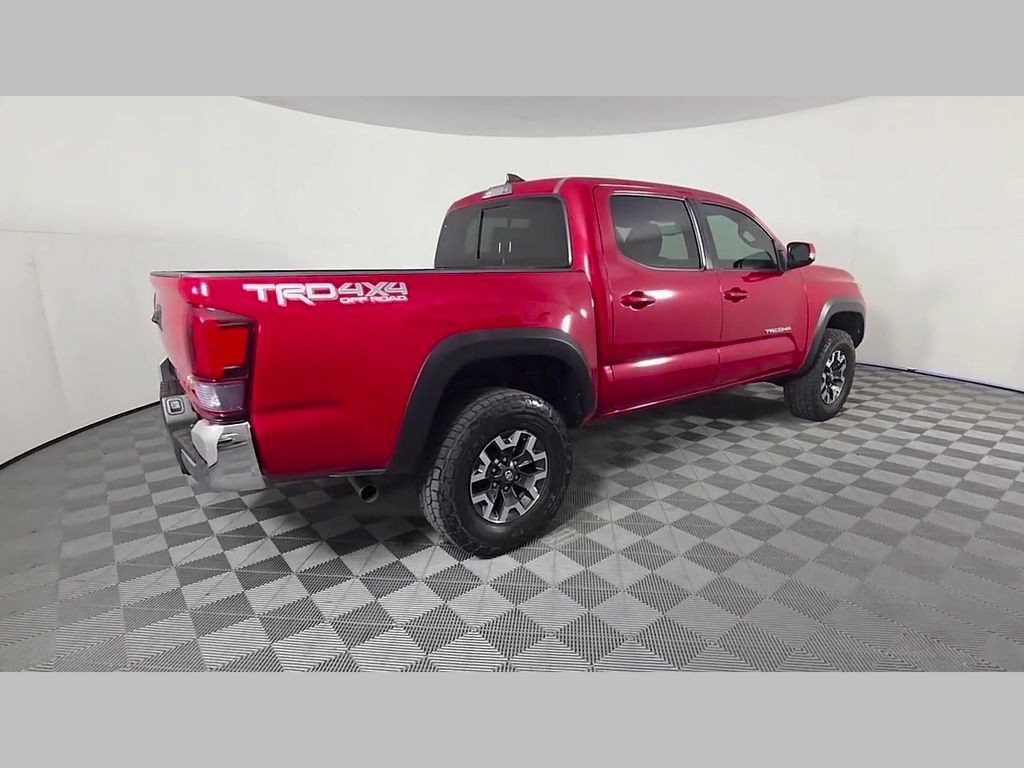 Used 2018 Toyota Tacoma TRD Off-Road AWD/4WD image 36