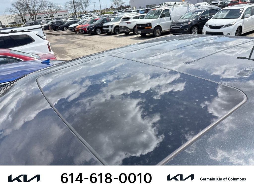 Used 2016 RAM 1500 Laramie w/ Convenience Group image 8