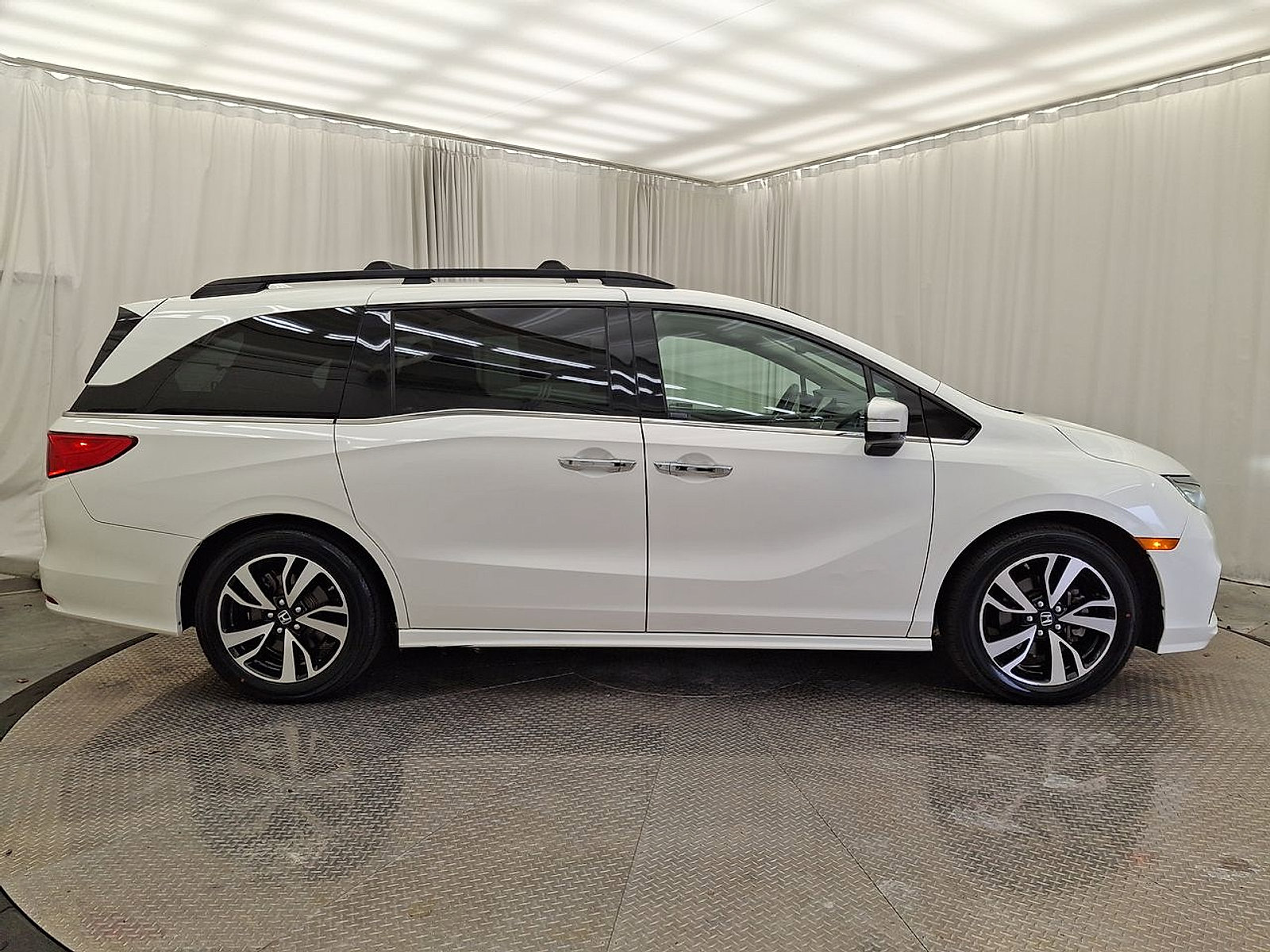 Used 2019 Honda Odyssey Elite image 26