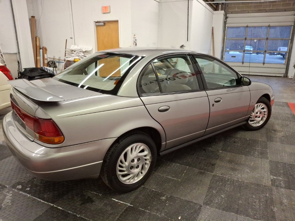 Used 1998 Saturn S-Series SL2 w/ SL2 Option Pkg 2 image 9