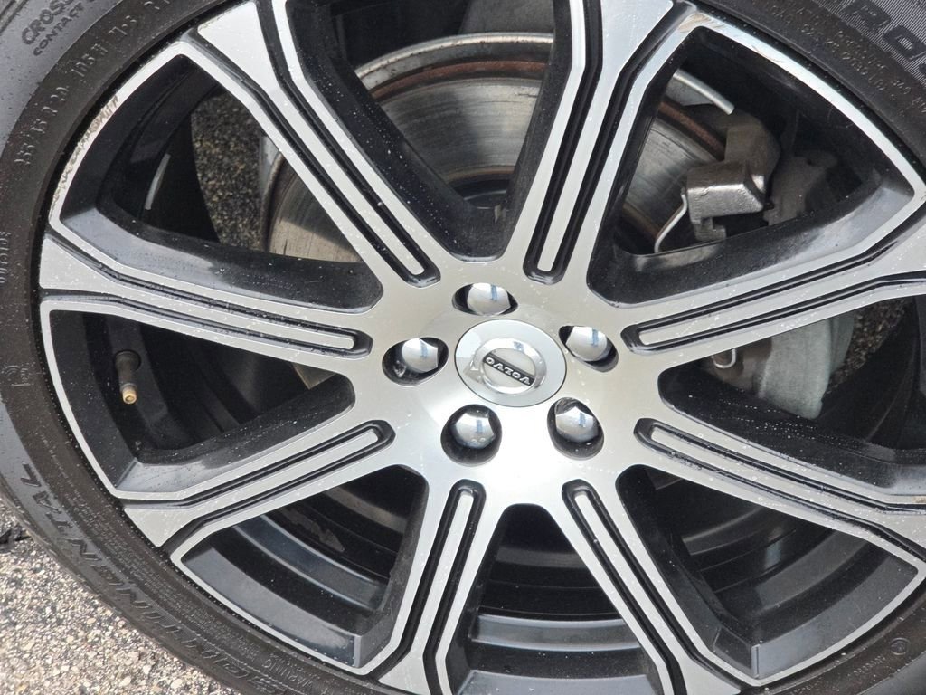 Used 2019 Volvo XC60 T5 Inscription w/ Protection Package Premier image 19
