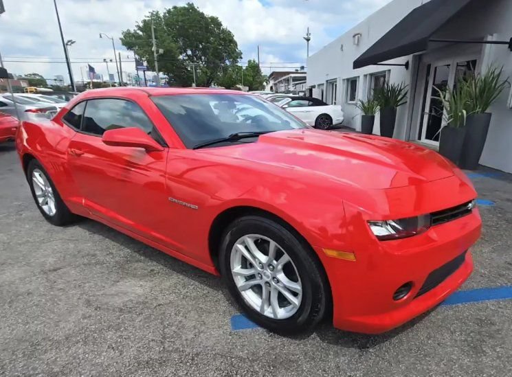 Used 2015 Chevrolet Camaro LS RWD image 16
