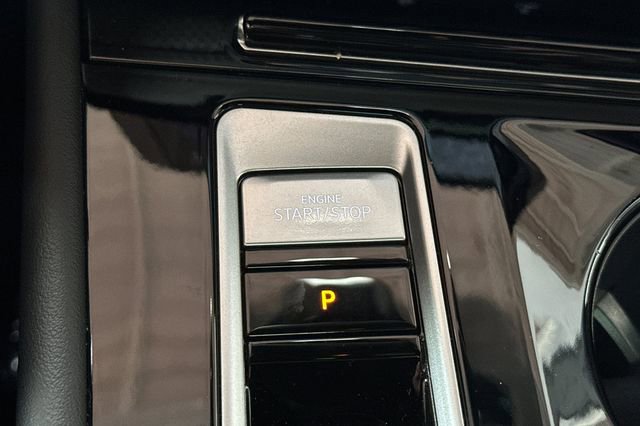 Certified 2024 Volkswagen Atlas Cross Sport SEL Premium R-Line image 29