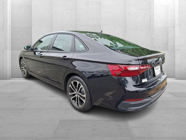 Certified 2024 Volkswagen Jetta Sport FWD image 4