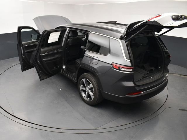 New 2025 Jeep Grand Cherokee L Limited w/ Luxury Tech Group II image 28