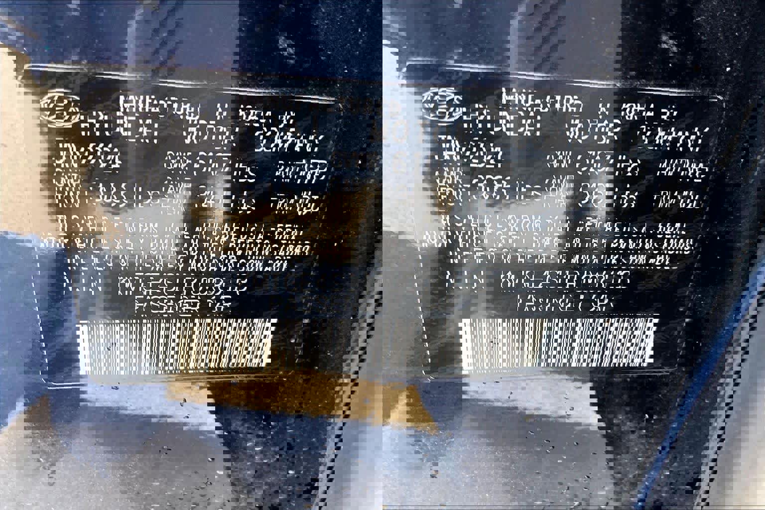 Used 2024 Genesis G80 image 31