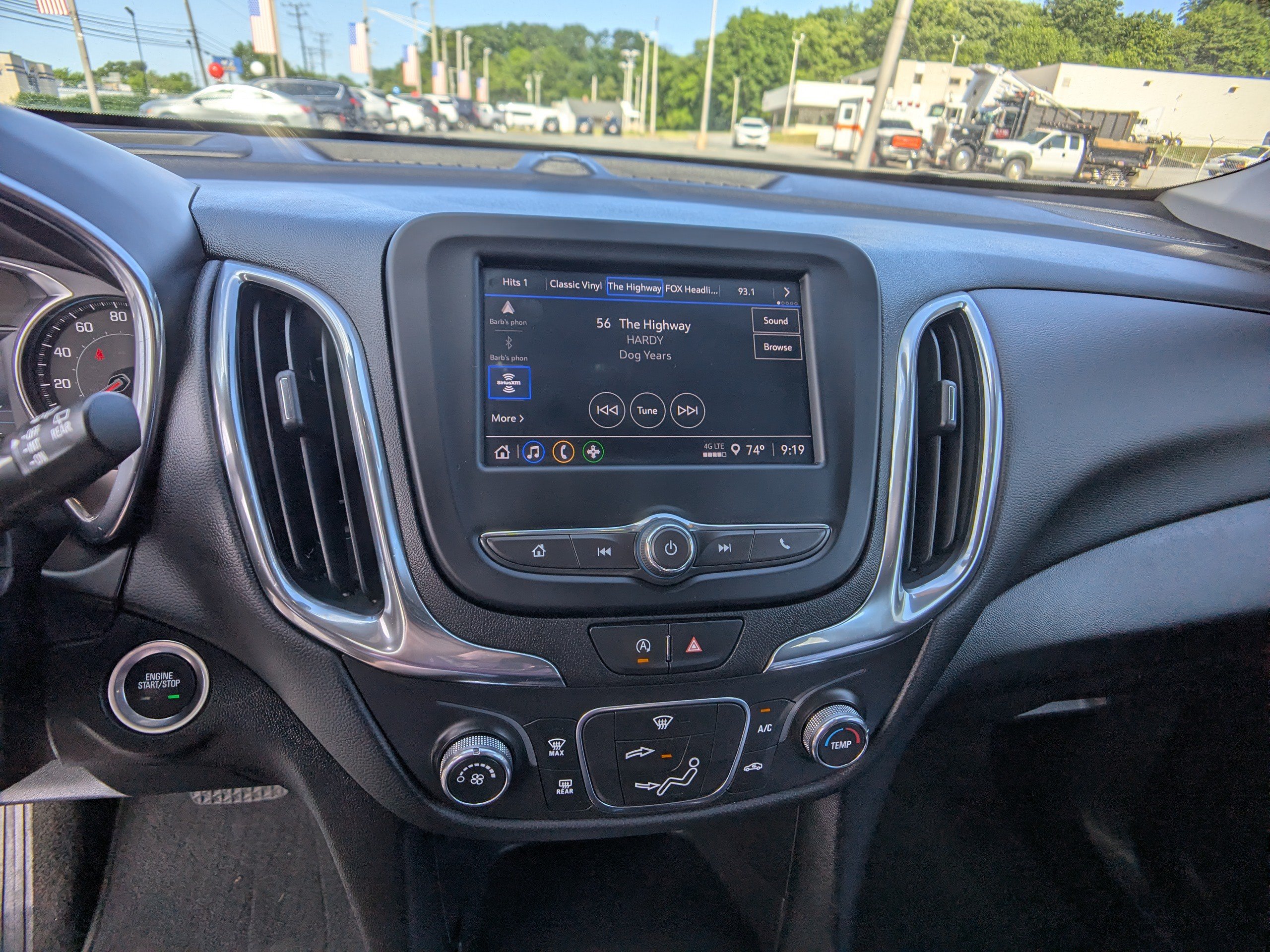 Used 2023 Chevrolet Equinox LT AWD/4WD image 21