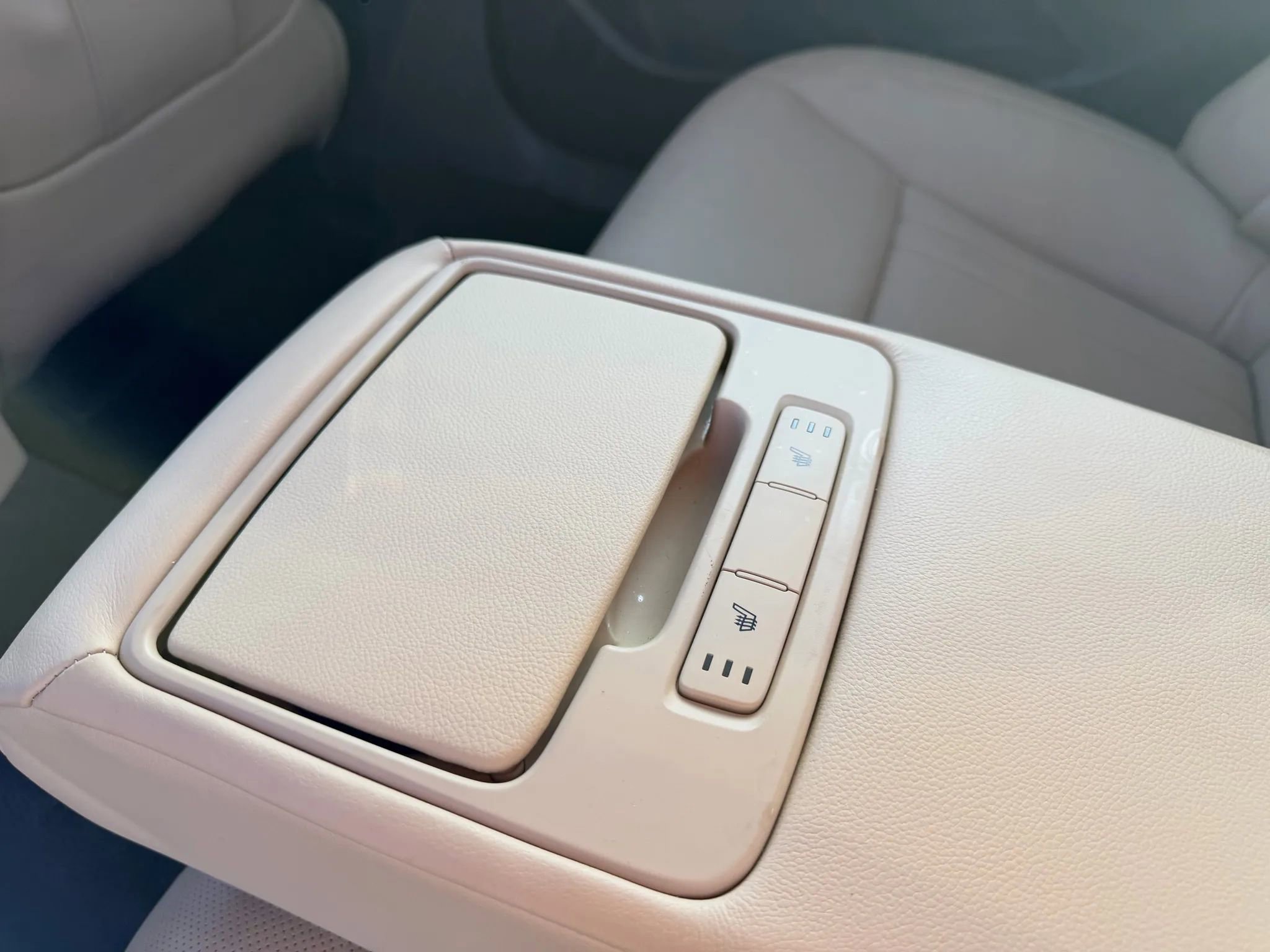 Used 2017 Genesis G80 3.8 image 21