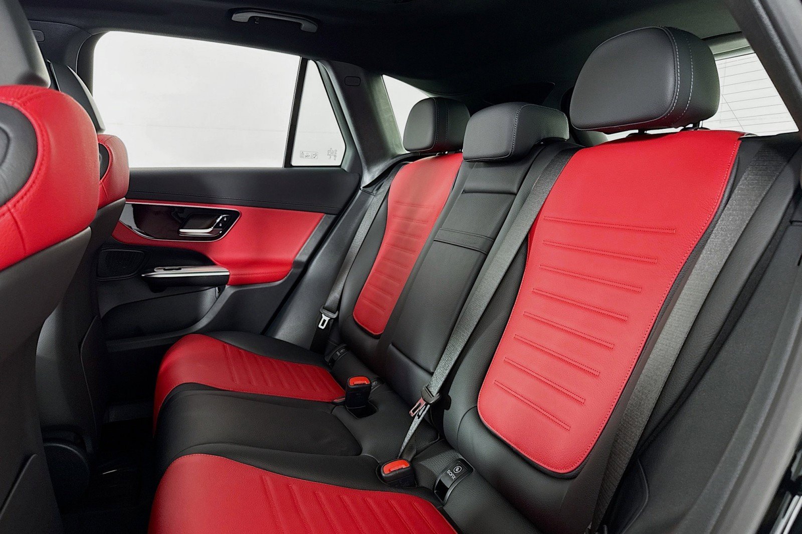 New 2026 Mercedes-Benz GLC 43 AMG 4MATIC image 7