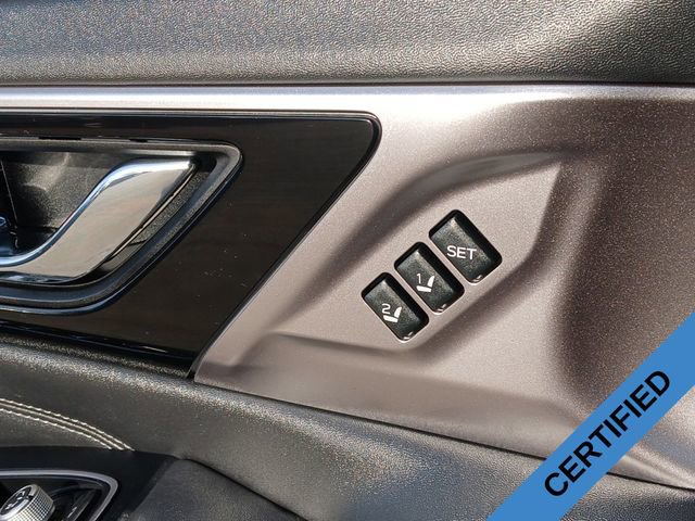 Certified 2025 Subaru Outback Touring XT AWD/4WD image 17