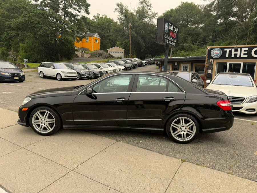 Used 2010 Mercedes-Benz E 350 4MATIC Sedan image 3
