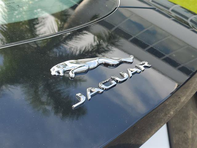 Used 2023 Jaguar F-TYPE P450 image 25