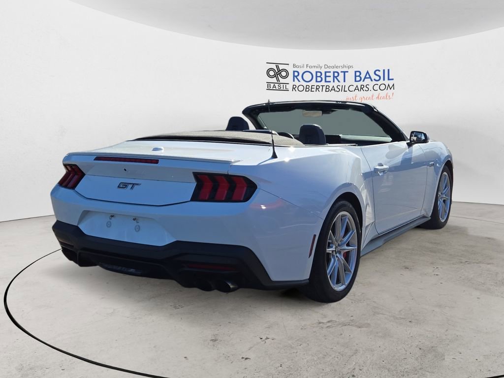 Used 2024 Ford Mustang GT Premium image 5