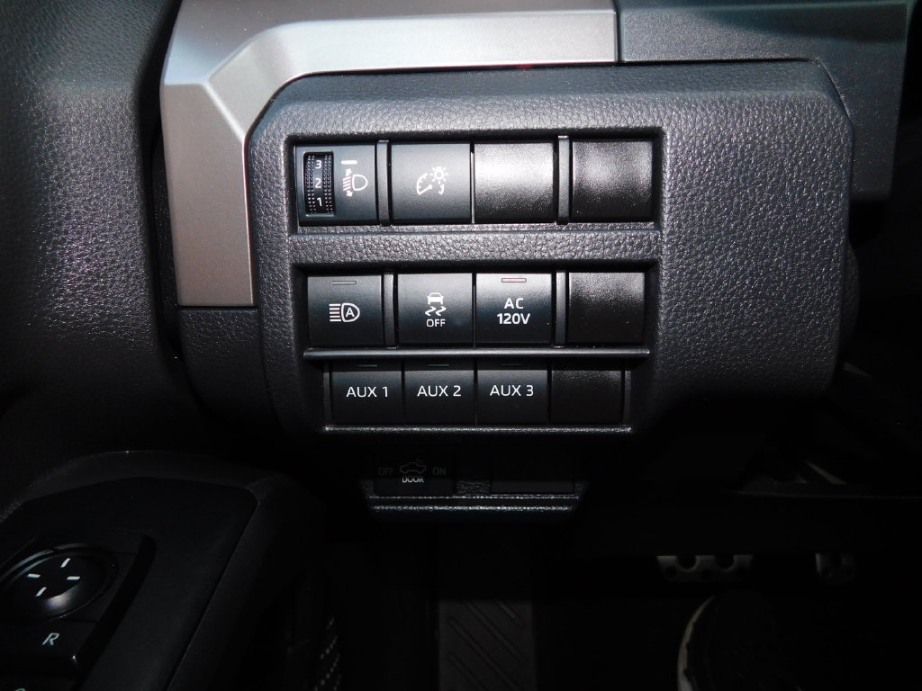Used 2024 Toyota Tacoma TRD Sport w/ TRD Sport Upgrade Package AWD/4WD image 29