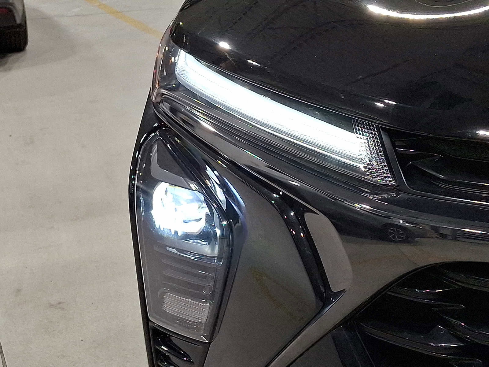 Used 2024 Chevrolet Trax RS w/ Sunroof Package image 9