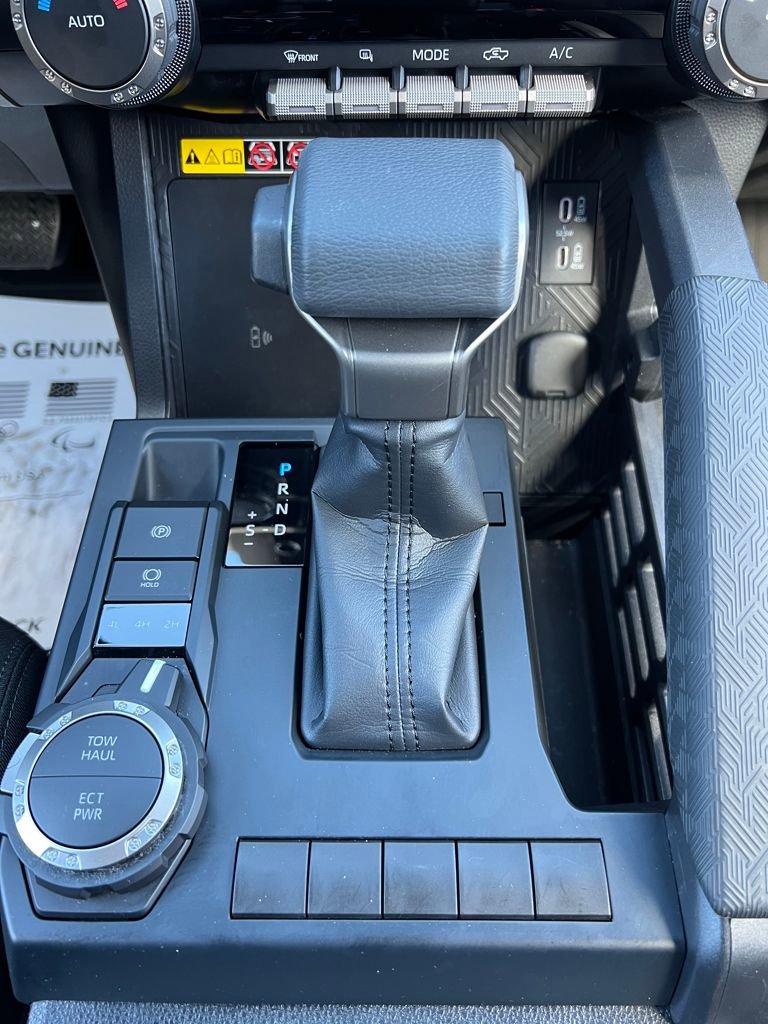 Certified 2025 Toyota Tacoma SR5 w/ SR5 Upgrade Package image 26