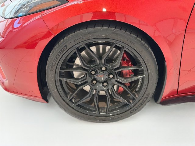 Used 2024 Chevrolet Corvette Z06 w/ Stealth Interior Trim Package RWD image 23