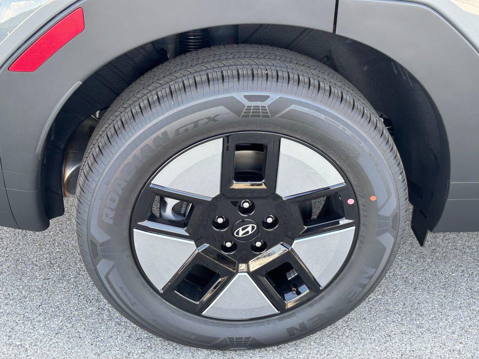 New 2026 Hyundai Santa Fe SE image 10