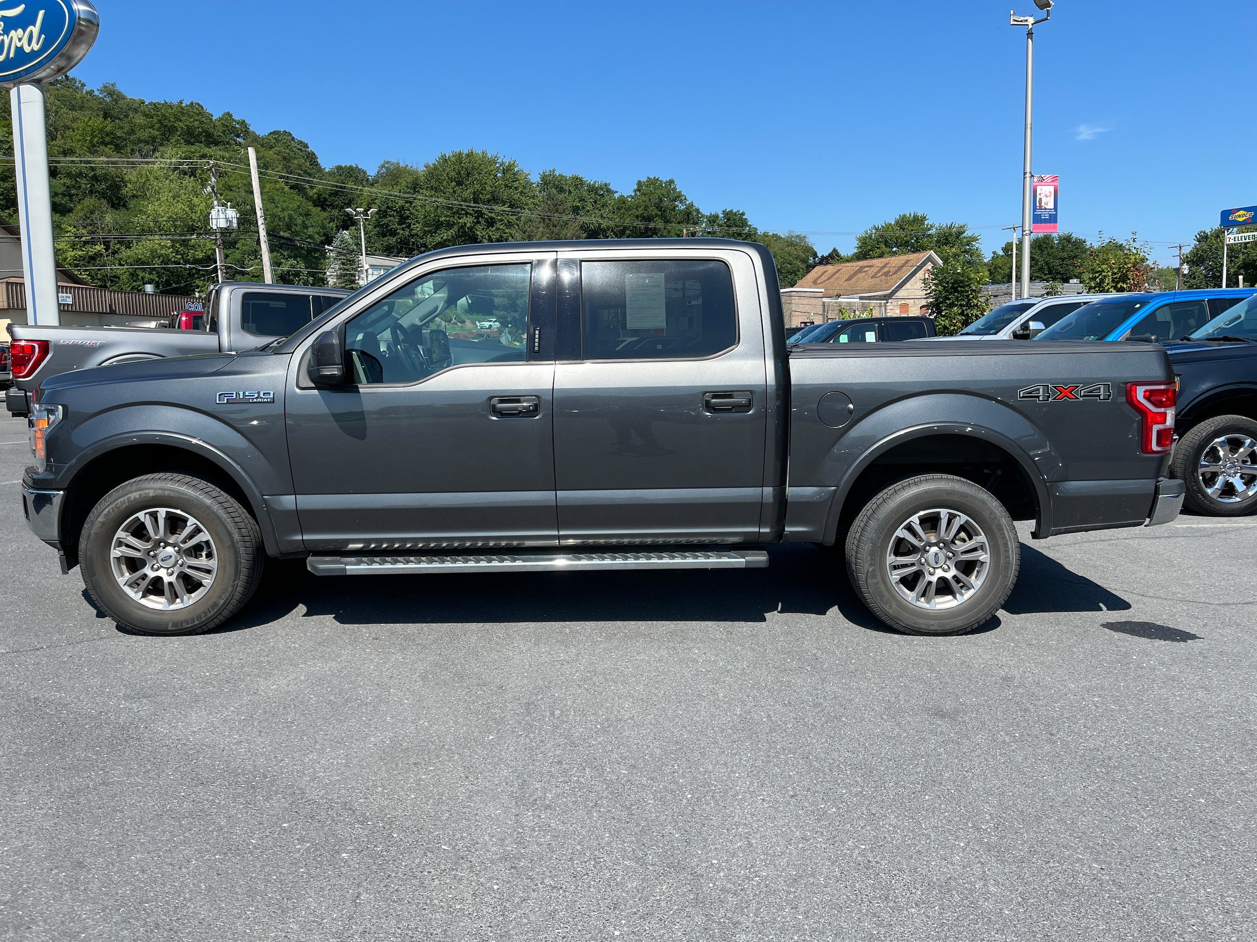 Used 2019 Ford F150 Lariat w/ Trailer Tow Package AWD/4WD image 11