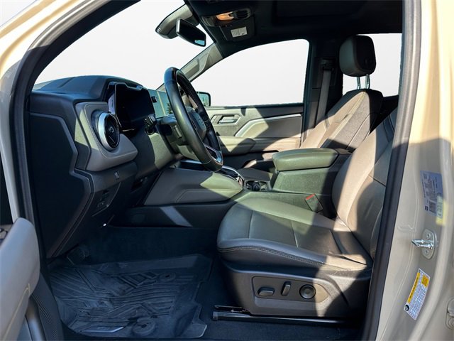 Used 2023 Chevrolet Colorado ZR2 w/ ZR2 Convenience Package III image 9