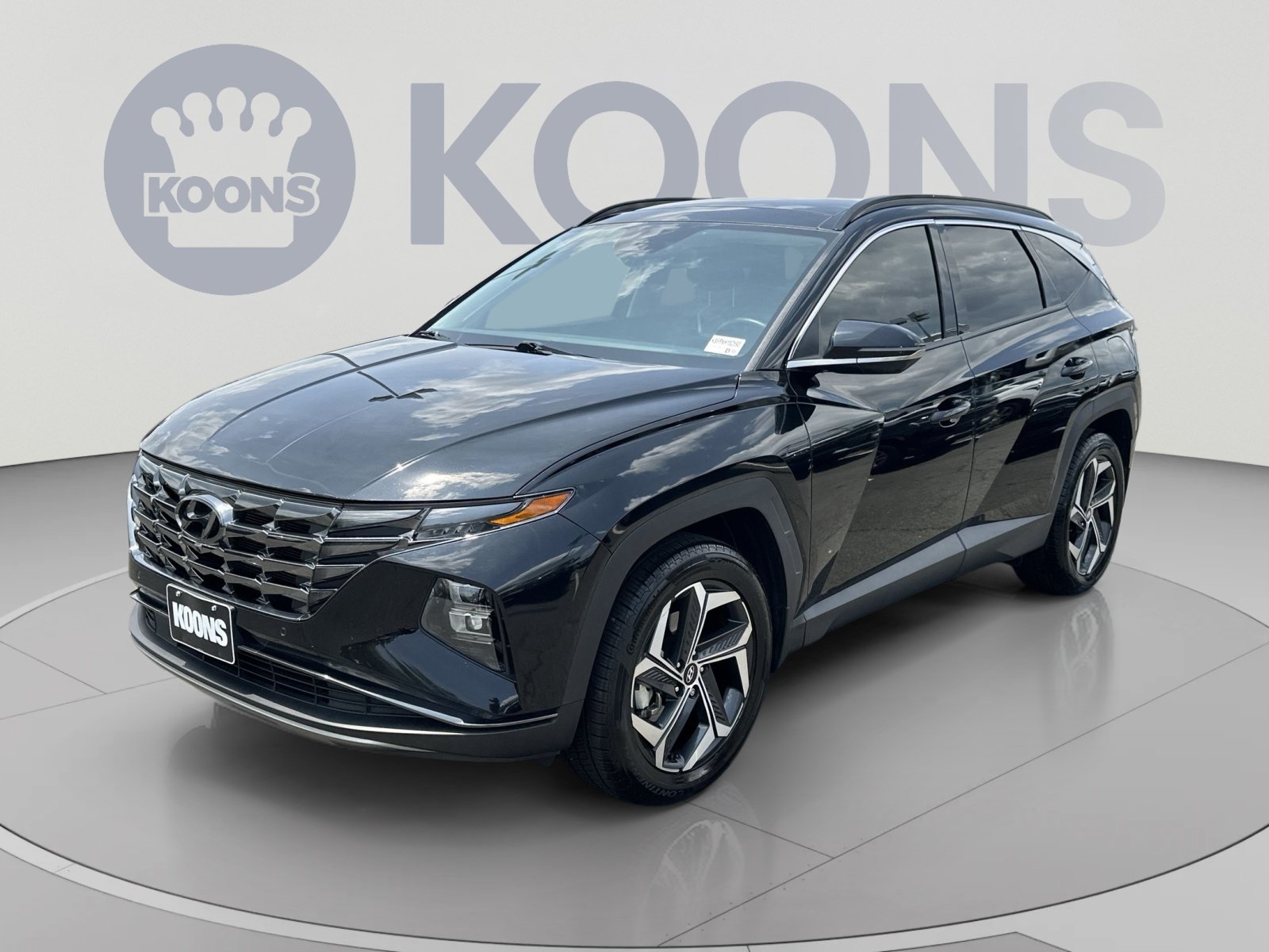 Used 2022 Hyundai Tucson Limited w/ Cargo Package AWD/4WD image 1