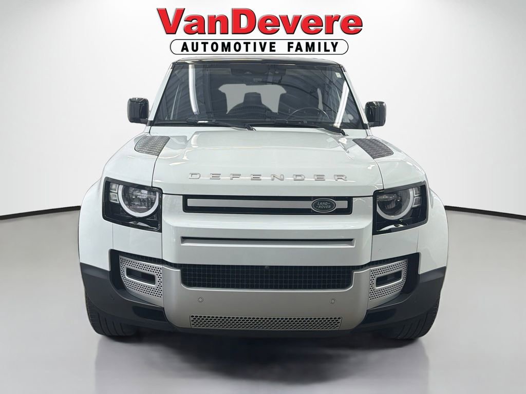 Used 2022 Land Rover Defender 110 S AWD/4WD image 2