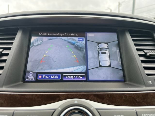 Used 2016 INFINITI QX80 4WD w/ Driver's Assistance Package image 18