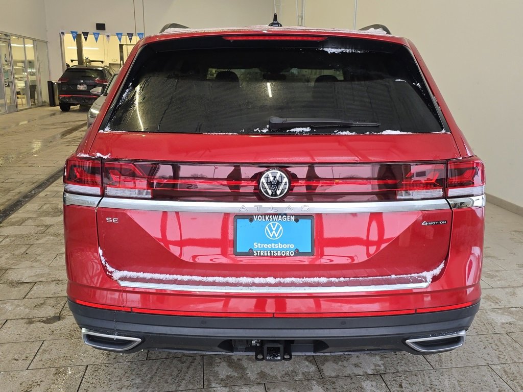 New 2024 Volkswagen Atlas SE image 11