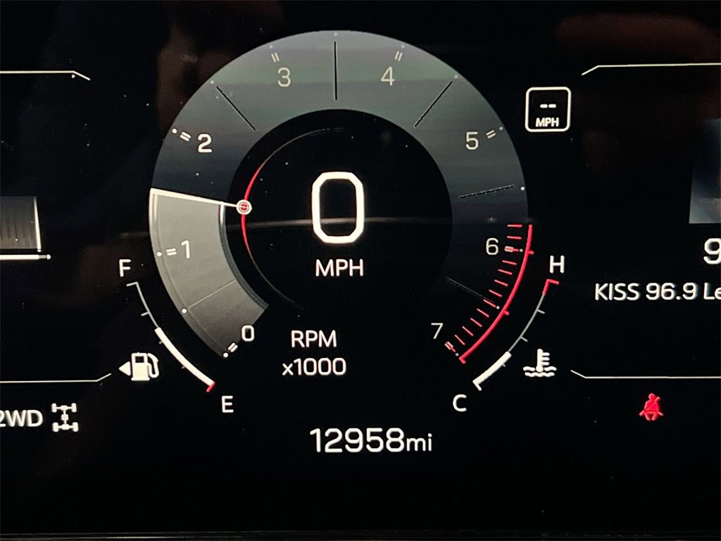 Used 2025 GMC Yukon Elevation w/ LPO, Floor Liner Package image 12