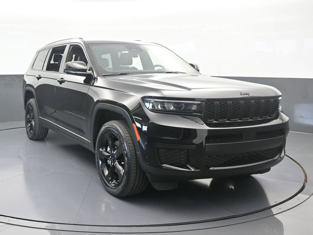 Used 2024 Jeep Grand Cherokee L Altitude image 9